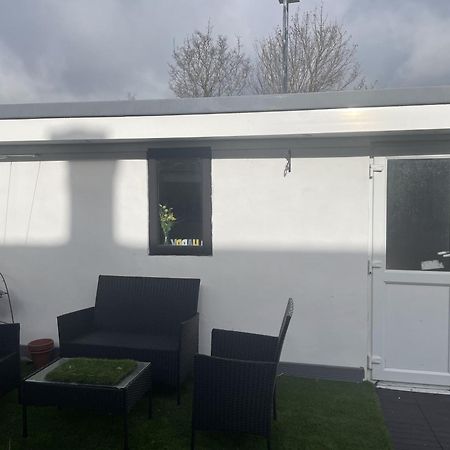 Beautiful Place To Live Near Heathrow Windsor Legoland & Free Parking Onsite Бернем Экстерьер фото